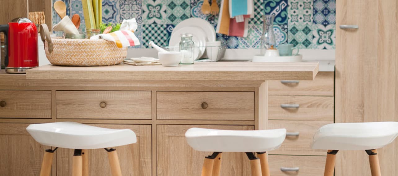 5 formas de darle un nuevo aire a tu cocina antigua