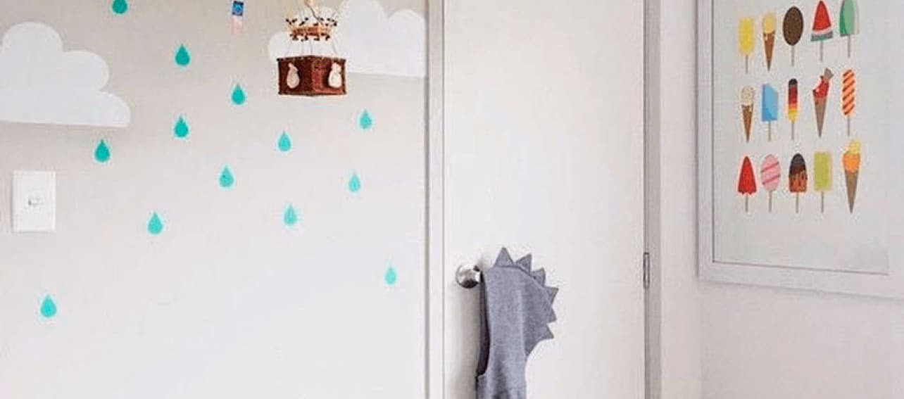 Una pieza arcoíris para los pequeños de la casa