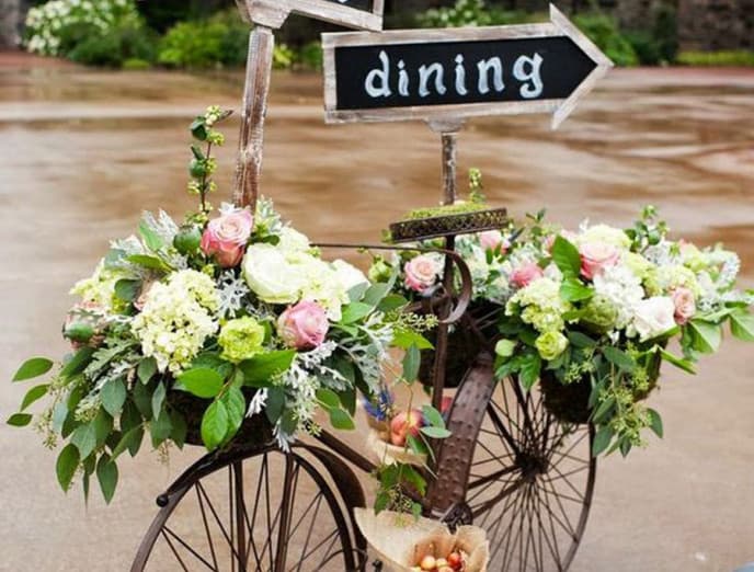 8 ideas sencillas para decorar un matrimonio en un jardín