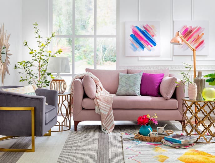 Sofás de colores: ¡Atrévete a darle un toque de color a tu living!