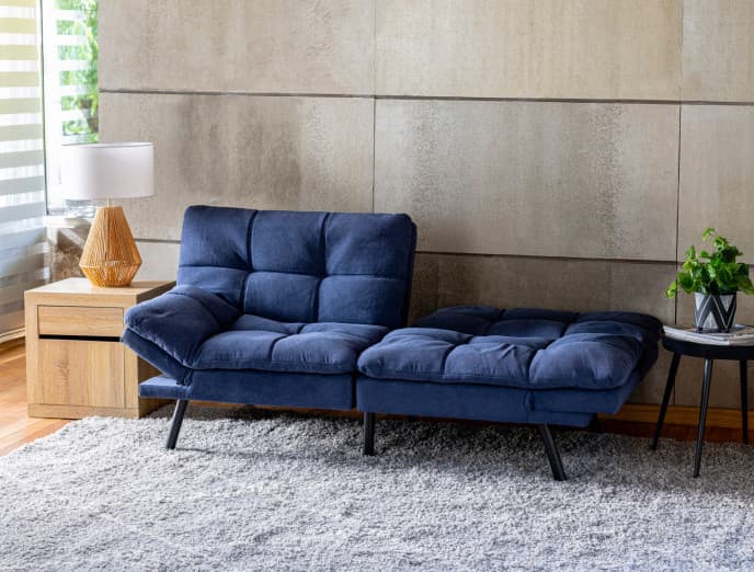 Futones de colores para tu living: ideas para combinarlos